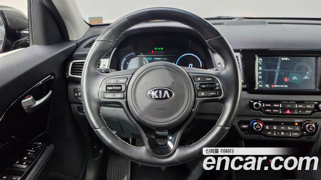 Kia Niro EV Prestige 2021 — фото 13