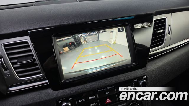 Kia Niro EV Prestige 2021 — фото 14