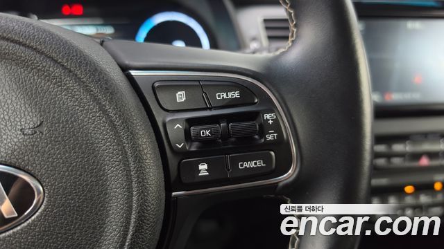 Kia Niro EV Prestige 2021 — фото 16