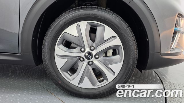 Kia Niro EV Prestige 2021 — фото 21