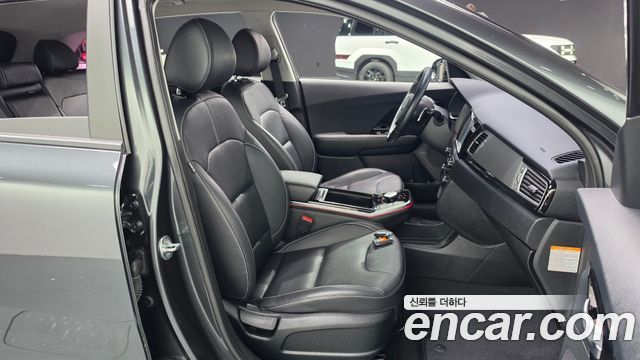 Kia Niro EV Prestige 2021 — фото 26