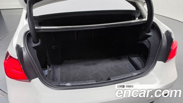 BMW 3 Series (F30) 330i M Sport Shadow 2018 — фото 31