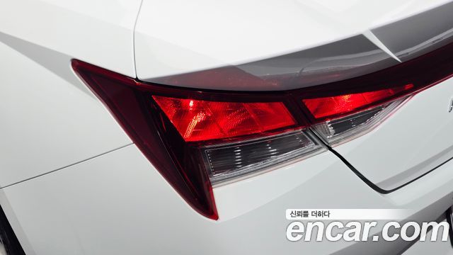 Hyundai Avante (CN7) 1.6 Smart 2023 — фото 23
