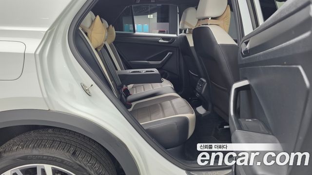 Volkswagen T-Roc 2.0 TDI Prestige 2021 — фото 12