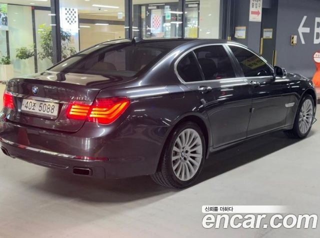 BMW 7 Series (F01) 740d xDrive 2014 — фото 4