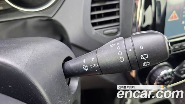 Renault Korea QM3 RE 2015 — фото 17