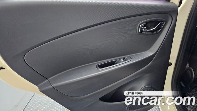 Renault Korea QM3 RE 2015 — фото 25