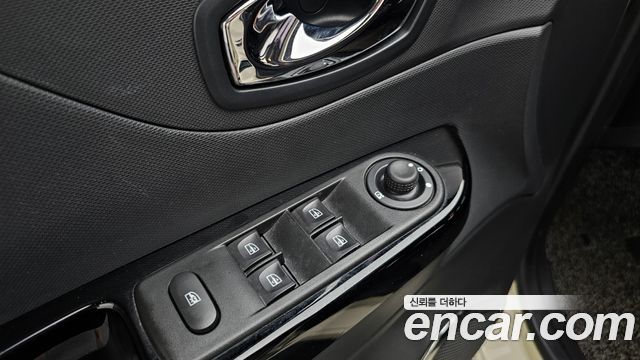 Renault Korea QM3 RE 2015 — фото 28