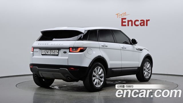 Land Rover Range Rover Evoque 2.0 TD4 SE 2016 — фото 2