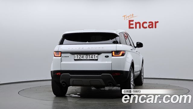 Land Rover Range Rover Evoque 2.0 TD4 SE 2016 — фото 4