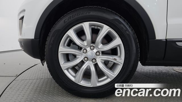Land Rover Range Rover Evoque 2.0 TD4 SE 2016 — фото 5
