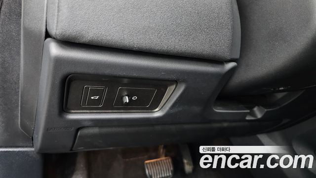 Land Rover Range Rover Evoque 2.0 TD4 SE 2016 — фото 19