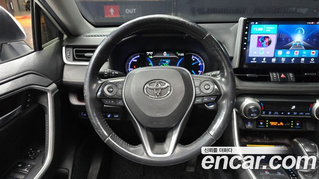 Toyota RAV4 (V) 2.5 4WD Hybrid 2019 — фото 13