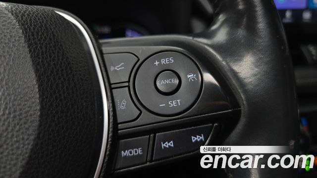 Toyota RAV4 (V) 2.5 4WD Hybrid 2019 — фото 32