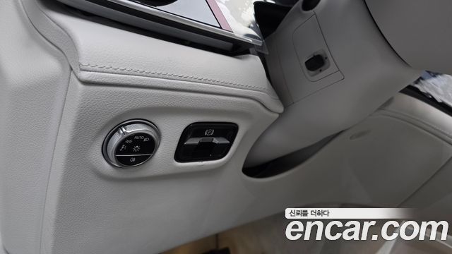 Mercedes-Benz EQS SUV (X296) EQS580 4MATIC 2023 — фото 31