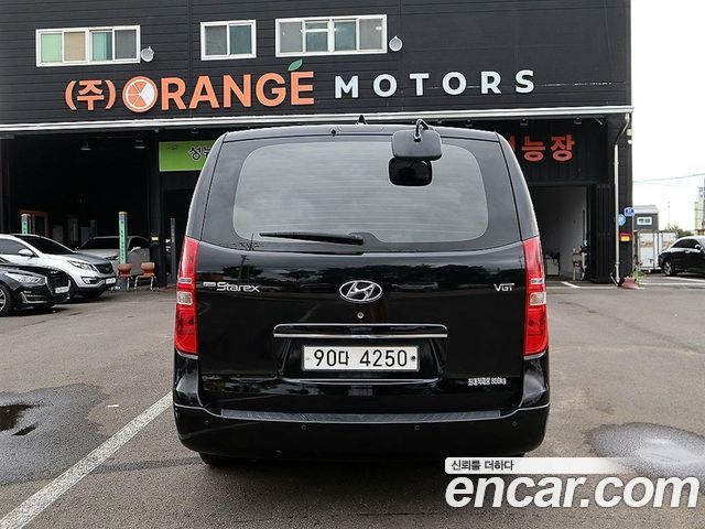 Hyundai Grand Starex Van 3-Seater Smart 2019 — фото 4