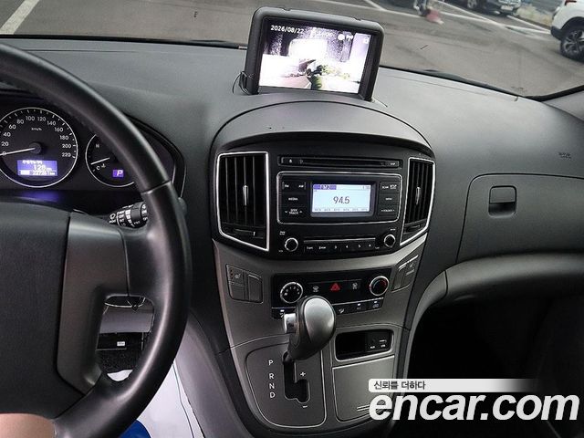 Hyundai Grand Starex Van 3-Seater Smart 2019 — фото 9