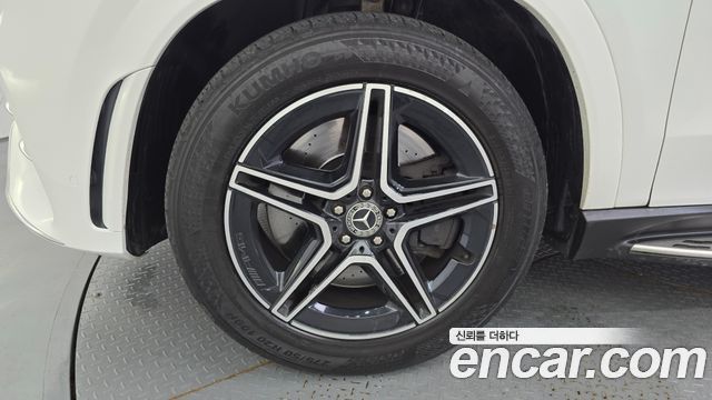 Mercedes-Benz GLE-Class (W167) GLE450 4MATIC 2019 — фото 5
