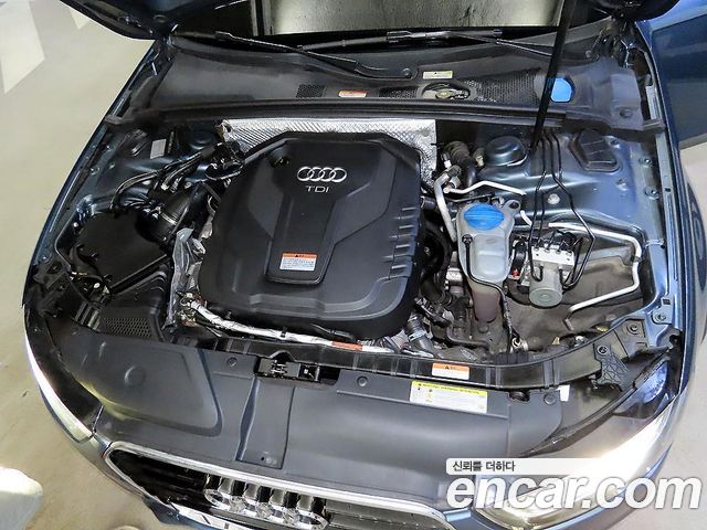 Audi A4 35 TDI Quattro Dynamic B8 2015 — фото 8