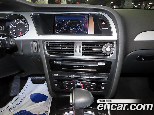 Audi A4 35 TDI Quattro Dynamic B8 2015 — фото 19