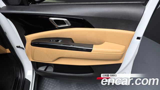 Kia Carnival (IV) Gasoline 9-Seater Prestige 2023 — фото 31