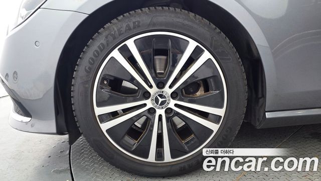 Mercedes-Benz E-Class (W213) E250 Avantgarde 2021 — фото 5