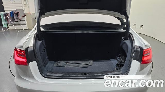 Audi A6 2.0 TDI Dynamic C7 2013 — фото 20