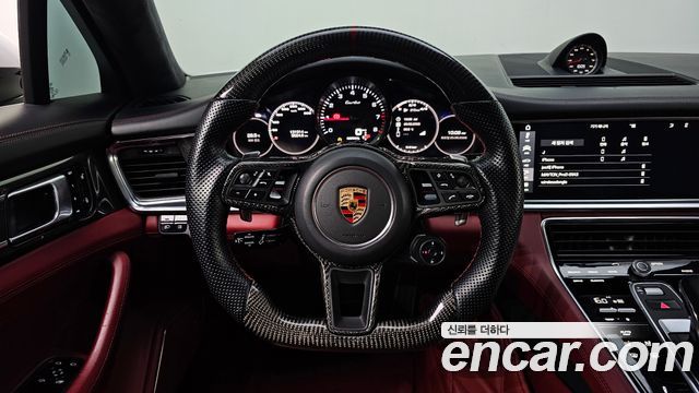 Porsche Panamera (971) 4.0 Turbo 2017 — фото 14