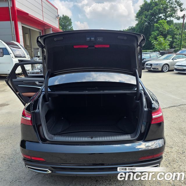 Audi A6 (C8) 45 TFSI Quattro Premium 2023 — фото 20