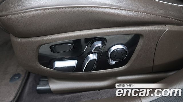 Kia K9 3.8 GDI AWD PlatinumⅡ 2019 — фото 19