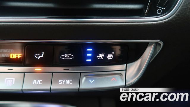 Kia K9 3.8 GDI AWD PlatinumⅡ 2019 — фото 21