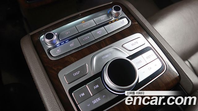 Kia K9 3.8 GDI AWD PlatinumⅡ 2019 — фото 22