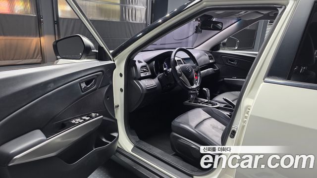 KG Mobility (SsangYong) Tivoli LX 2WD DLX 2015 — фото 10