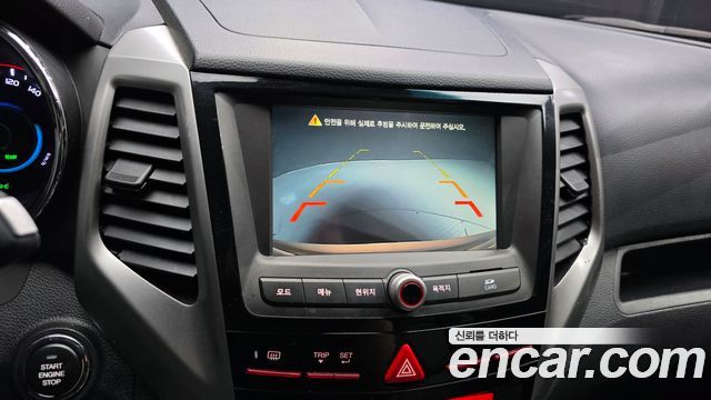 KG Mobility (SsangYong) Tivoli LX 2WD DLX 2015 — фото 15