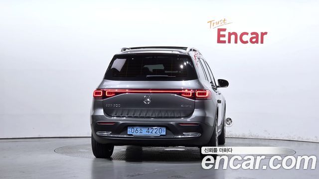 Mercedes-Benz EQB (X243) EQB300 4MATIC Electric Art 2024 — фото 4