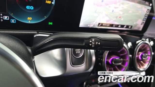 Mercedes-Benz EQB (X243) EQB300 4MATIC Electric Art 2024 — фото 9