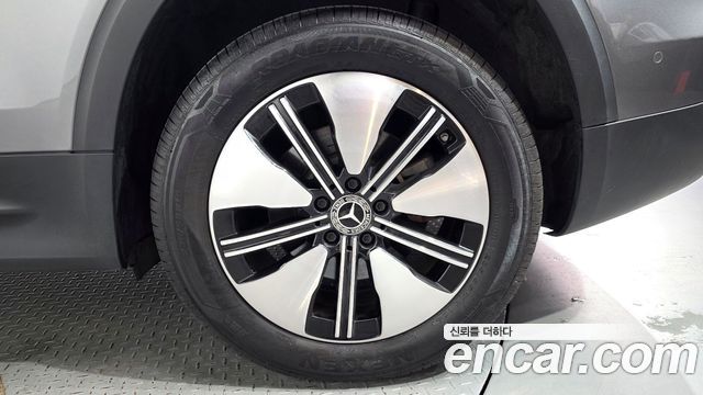 Mercedes-Benz EQB (X243) EQB300 4MATIC Electric Art 2024 — фото 27