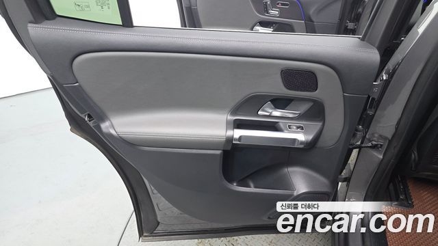 Mercedes-Benz EQB (X243) EQB300 4MATIC Electric Art 2024 — фото 31