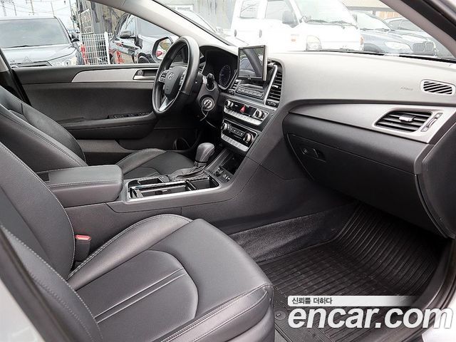 Hyundai Sonata New Rise LPI Style 2020 — фото 18
