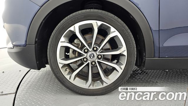 KG Mobility (SsangYong) Tivoli LX 4WD 2017 — фото 5