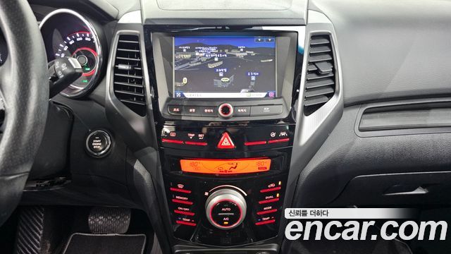 KG Mobility (SsangYong) Tivoli LX 4WD 2017 — фото 12