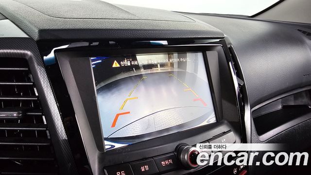 KG Mobility (SsangYong) Tivoli LX 4WD 2017 — фото 14