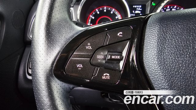 KG Mobility (SsangYong) Tivoli LX 4WD 2017 — фото 15