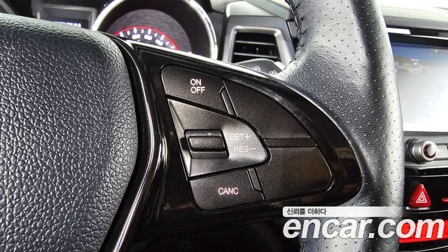 KG Mobility (SsangYong) Tivoli LX 4WD 2017 — фото 16