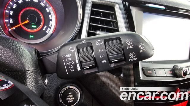 KG Mobility (SsangYong) Tivoli LX 4WD 2017 — фото 28