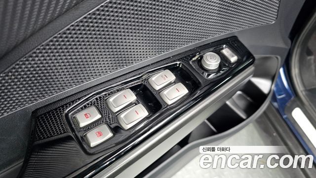 KG Mobility (SsangYong) Tivoli LX 4WD 2017 — фото 29