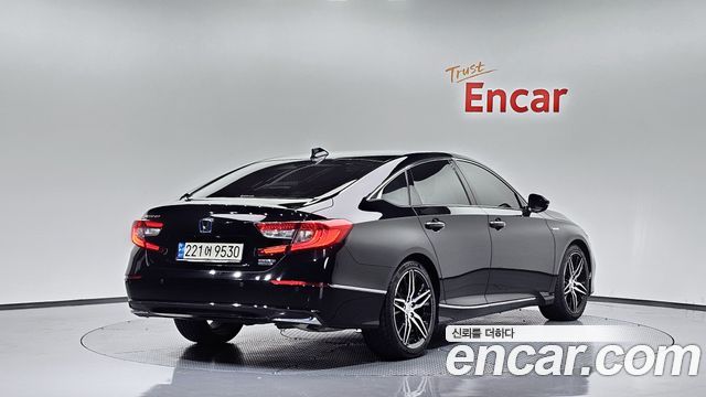 Honda Accord (X) 2.0 Hybrid Touring 2021 — фото 2