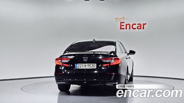 Honda Accord (X) 2.0 Hybrid Touring 2021 — фото 4