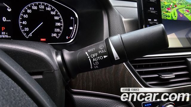 Honda Accord (X) 2.0 Hybrid Touring 2021 — фото 20