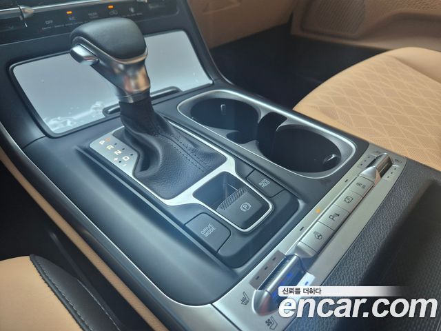 Kia Carnival (IV) Diesel 9-Seater Prestige 2023 — фото 10